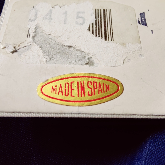 Spanish made Brooch - Picture 2 of 3